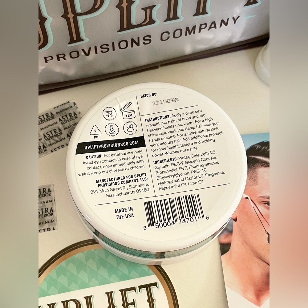 Uplift Provisions Company All-in-one Travel Case Men’s Shave Kit - Picture 12 of 13